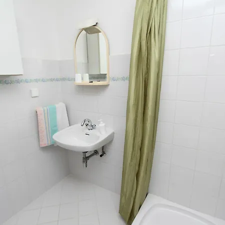 Rosanna Apartamento *